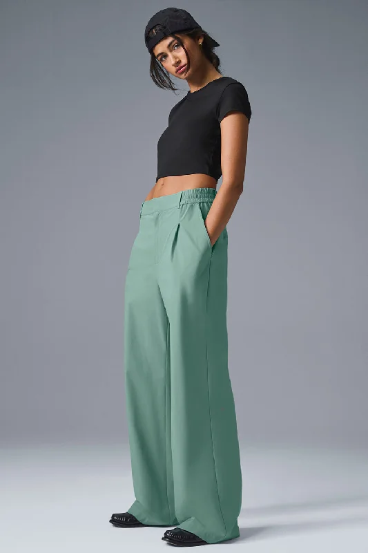 High-Waist Pursuit Trouser (Regular) - Botanical Green