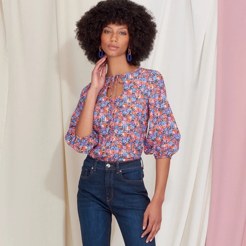 Simplicity Top or Tunic S9469 Feminine Women's Style 