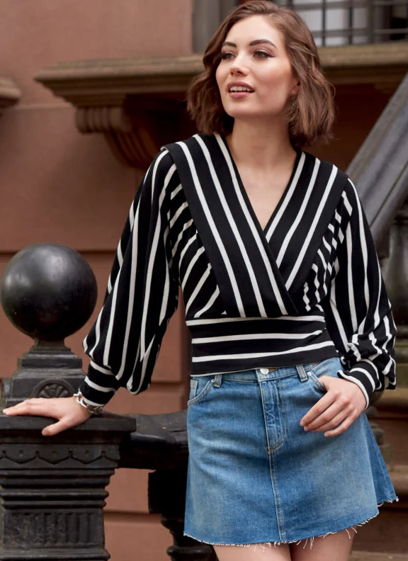 McCalls Top M8145 Laid - back Women's Vibe