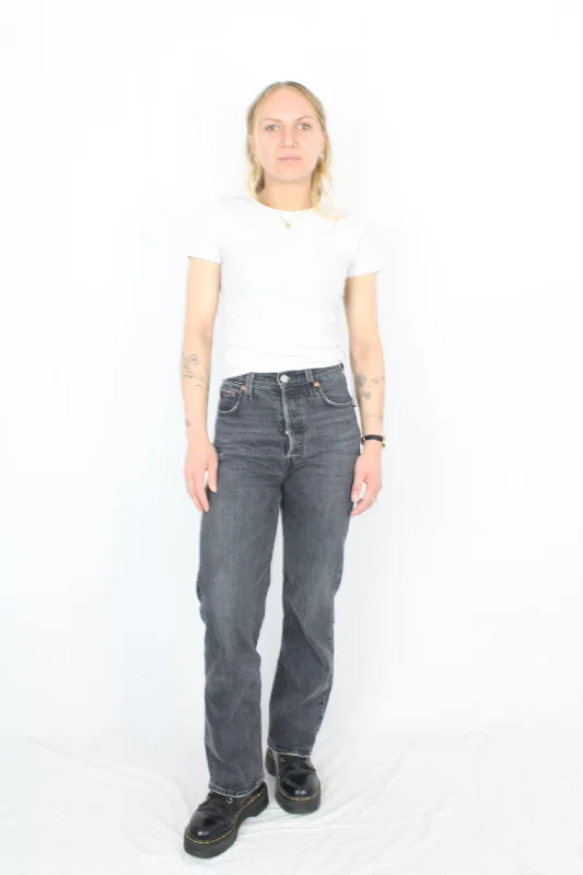 Levi Strauss - Ribcage Straight Jeans