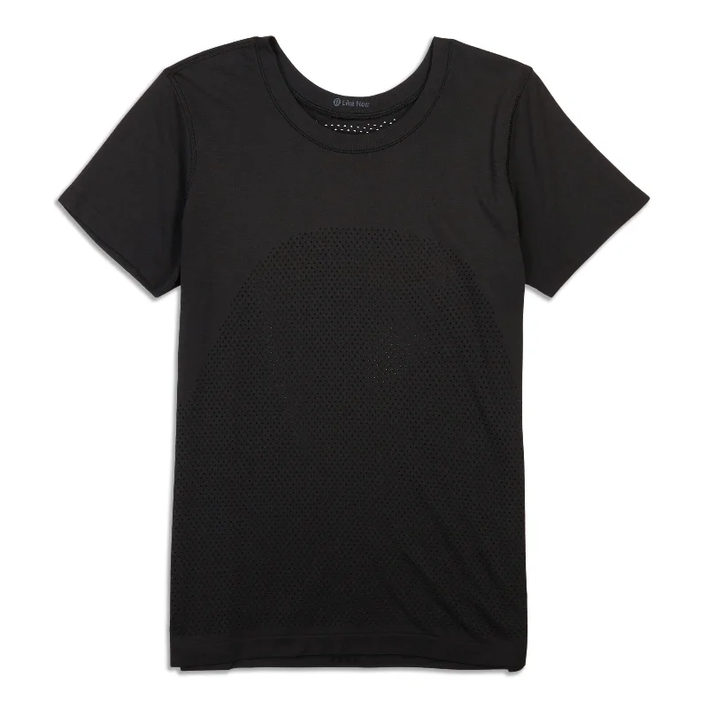 Breeze By Short Sleeve Shirt - Resale Sophisticated Women's Tailored