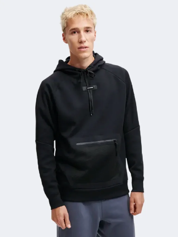 On Men Running Hoody Black Sustainable Organic