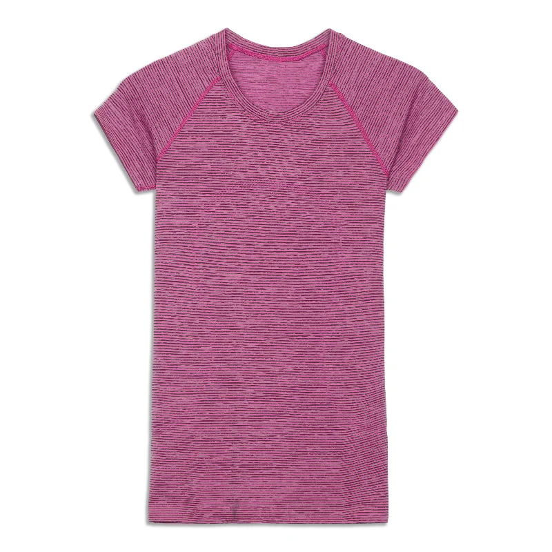 Swiftly Tech Short Sleeve Shirt 2.0 - Resale performance