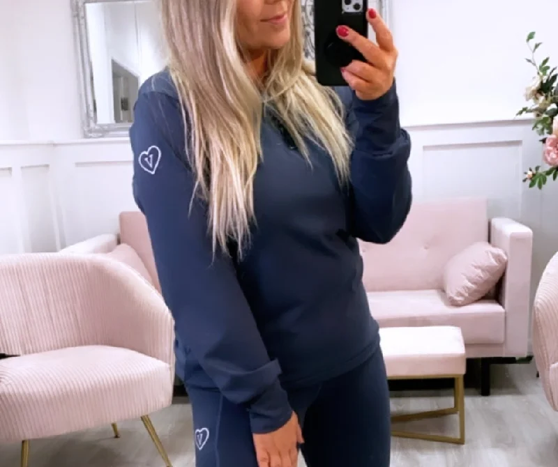 90 Active Walking Top Navy Traditional Women's Wool