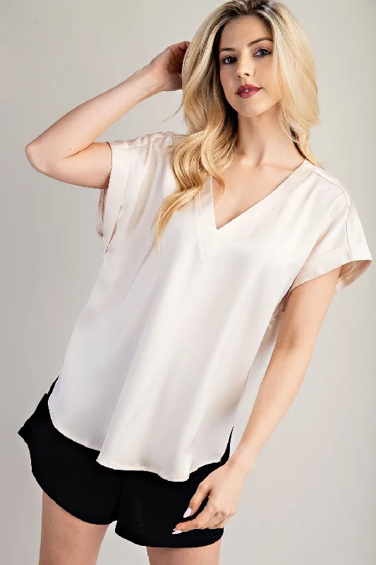 V-Neck Short-Sleeve Top White Laid - back Women's Vibe