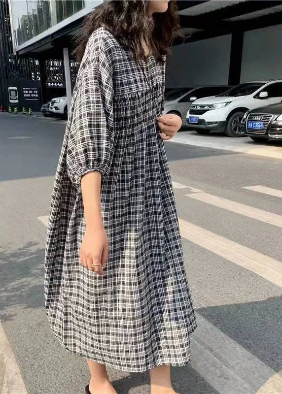 Beautiful Black Cinched Plaid Cotton Maxi Dresses Half Sleeve Monochromatic All - in - one Beautiful Black Cinched Plaid Cotton Maxi Dresses Half Sleeve Monochromatic All - in - one
